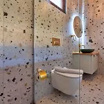 ヴィラ Saribelen 1 Bedroom Secluded With Private Pool Hot Tub