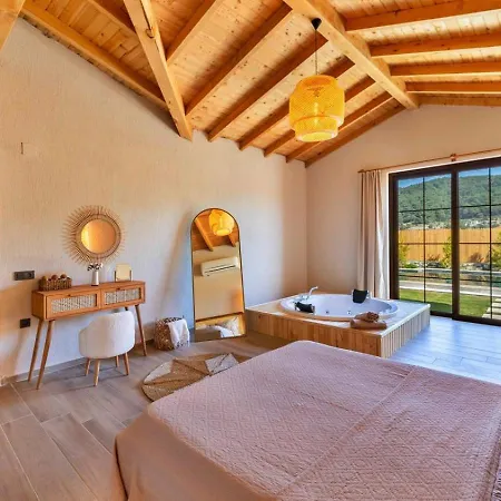 Вилла Saribelen 1 Bedroom Secluded With Private Pool Hot Tub *