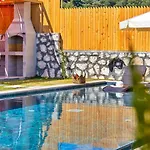 Saribelen 1 Bedroom Secluded With Private Pool Hot Tub